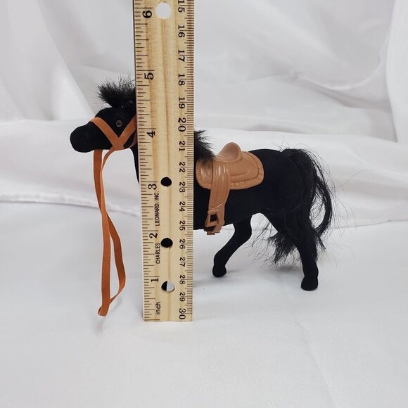 Sunny Trails Farms 3 Ponies Velvet Flocked Horse Stallion Pony Figures - Picture 13 of 13